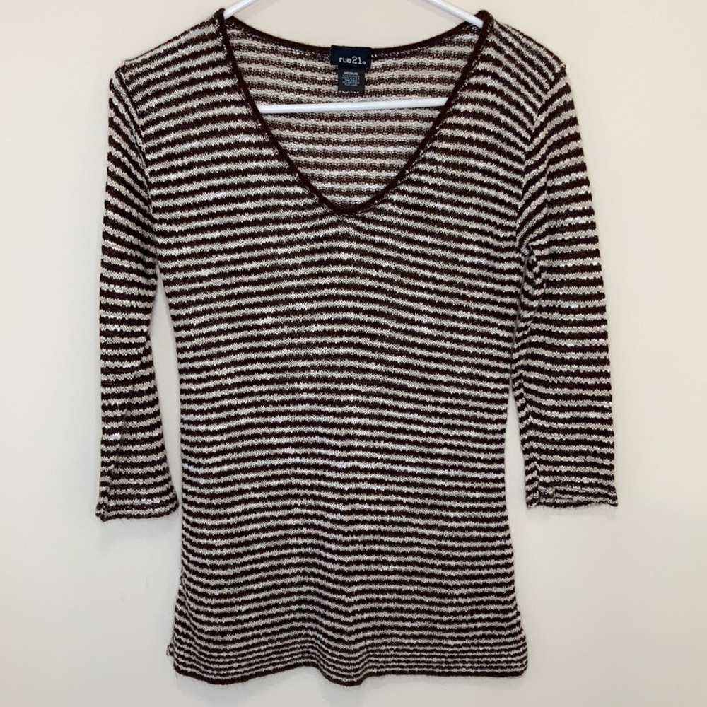 Rue 21 Juniors 3/4 Length Sleeve Sweater Size Medium